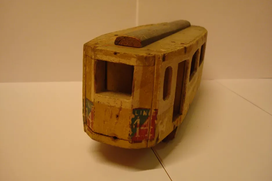 Model tram: The front of a wooden toy tram, from Copenhagen. LINE 14 (1933)