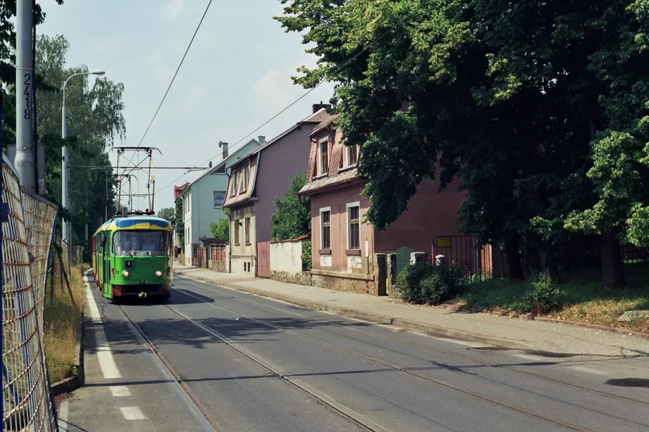 Most tram line 4 with railcar 310 on Žižkova, Litvínov (2008)