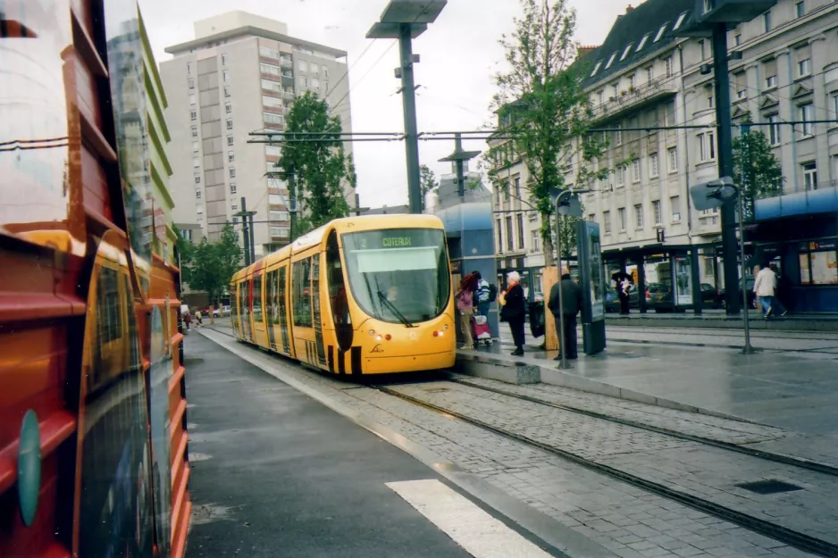 Mulhouse tram line Tram 2 with low-floor articulated tram 2015 at Porte Jeune (2007)