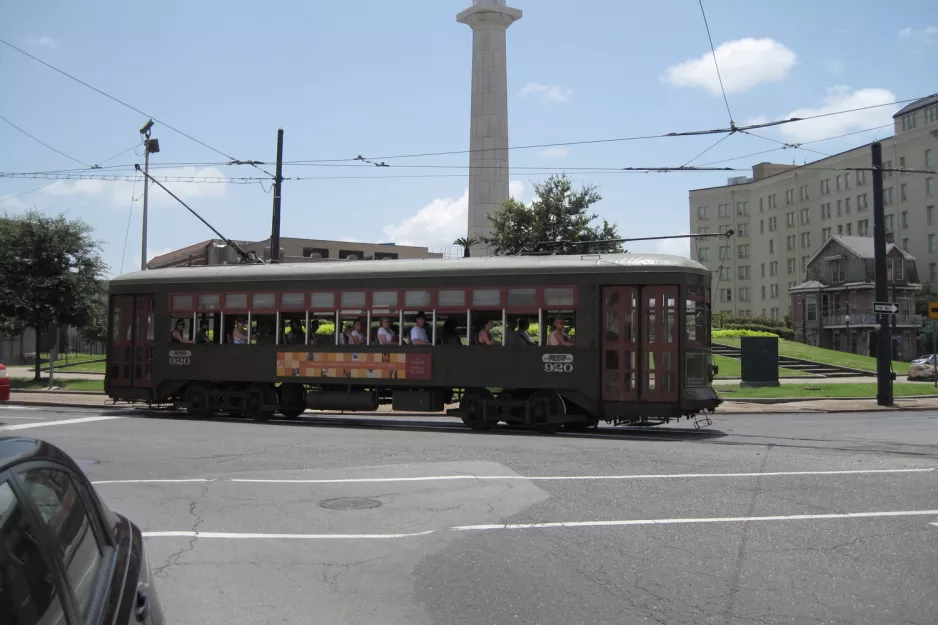 New Orleans line 12 St. Charles Streetcar with railcar 920 on Howard Avenue (2010)