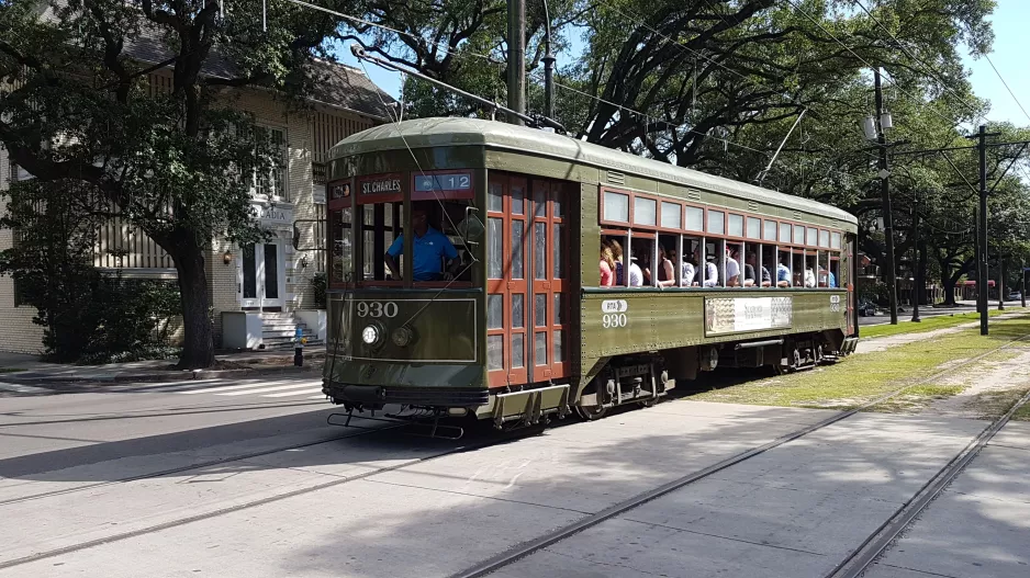 New Orleans line 12 St. Charles Streetcar with railcar 930 near St Charles / 6th (2018)