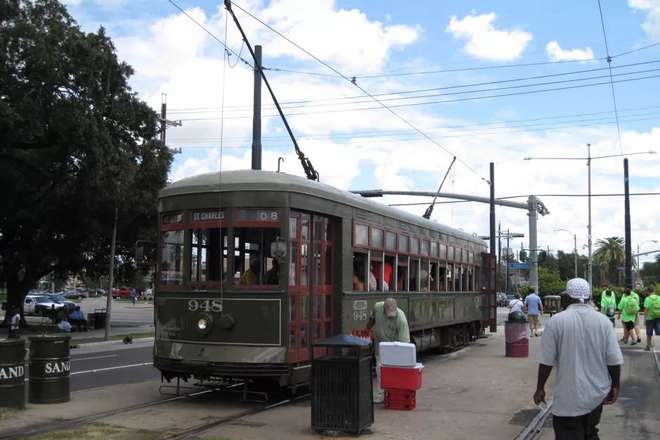 New Orleans line 12 St. Charles Streetcar with railcar 948 at S Claiborne (2010)