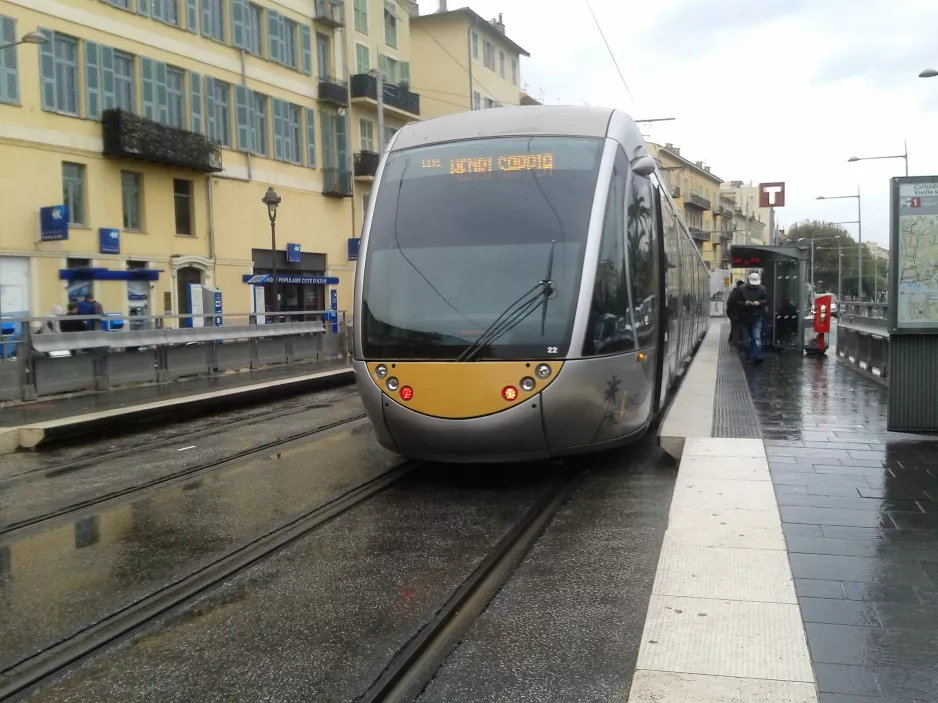 Nice tram line 1 with low-floor articulated tram 022, the back Cathédrale Vielle Ville (2016)