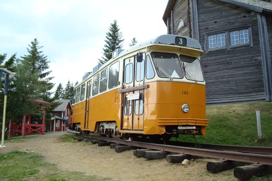 Nordingrå railcar 143 at Värdshuset Mannaminne (2009)