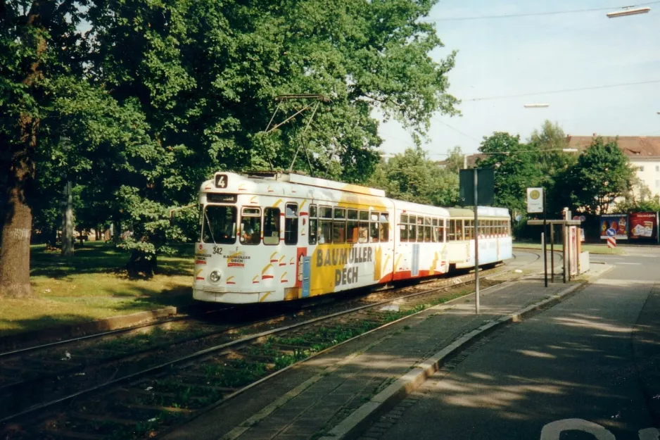 Nuremberg tram line 4 with articulated tram 342 at Fliegerstraße (1998)