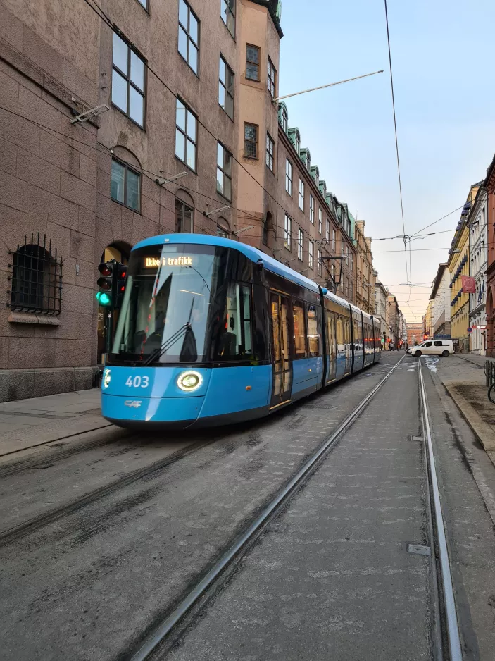 Oslo low-floor articulated tram 403 on Dronningens gate (2022)