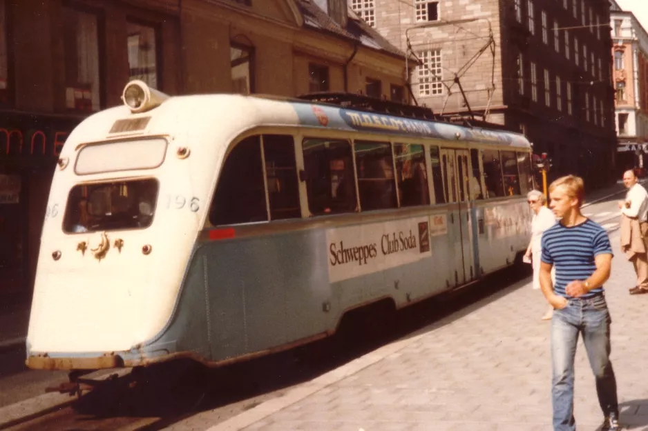 Oslo tram line 9 with railcar 196 on Prinsens gate (1980)