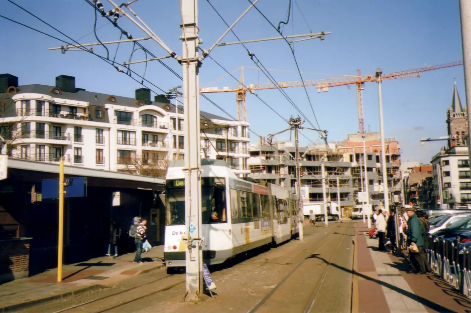 Ostend De Kusttram with articulated tram 6033 at Koning Leopold III plein Blankenberge (2007)