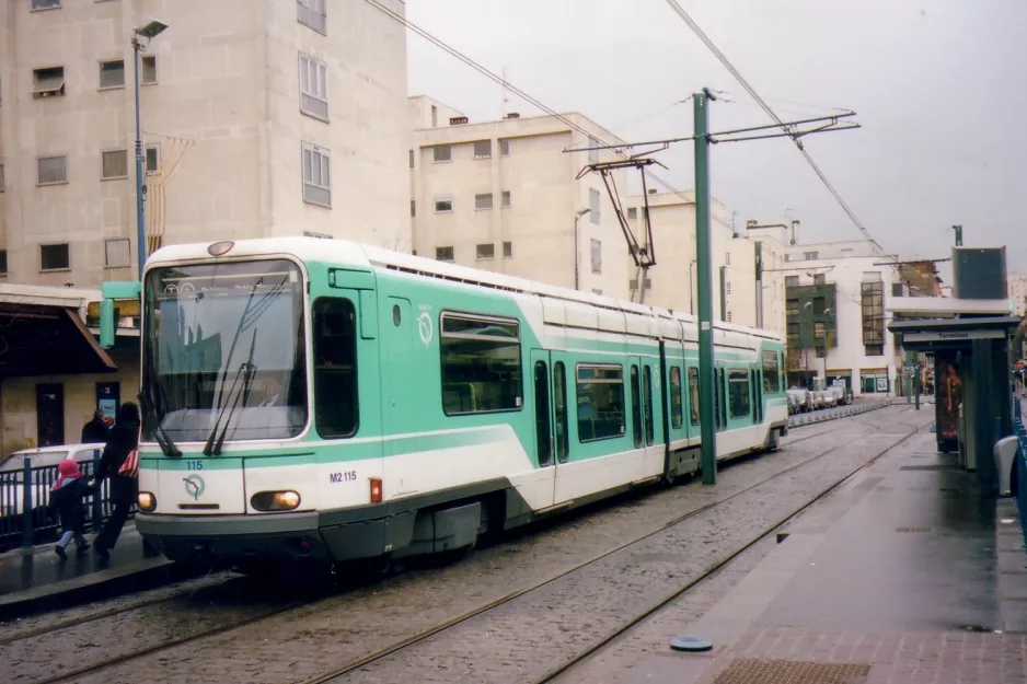 Paris tram line T1 with low-floor articulated tram 115 at Gare de Noisy-le-Sec (2007)