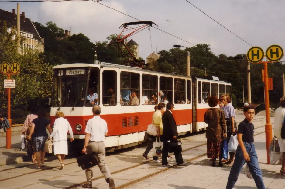 Plauen tram line 1 at Tunnel (Otto-Grotewohl Platz) (1990)