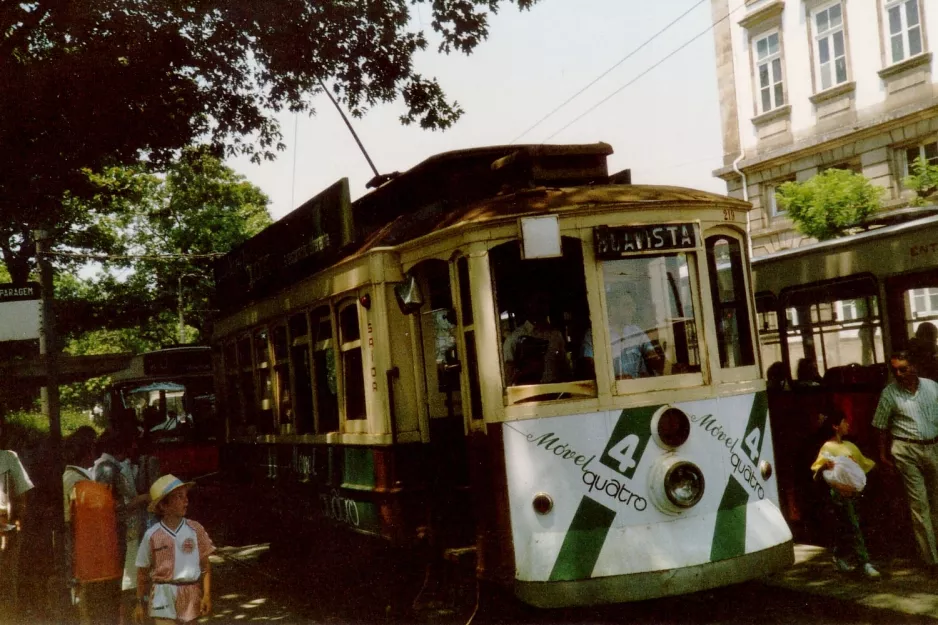 Porto tram line 18 with railcar 219 at Campo dos Mártires da Pátria (1988)