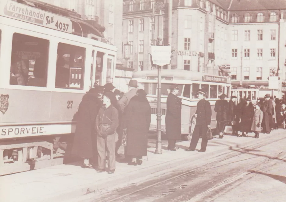 Postcard: Aarhus tram line 2 with railcar 27 at Aarhus H (1939)