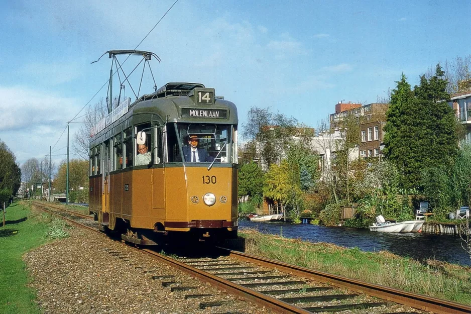 Postcard: Amsterdam museum line 30 with railcar 130 near Kalfjeslaan (2000)
