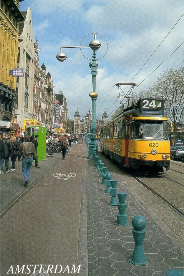 Postcard: Amsterdam tram line 24 with articulated tram 620 on Damrak (1999)
