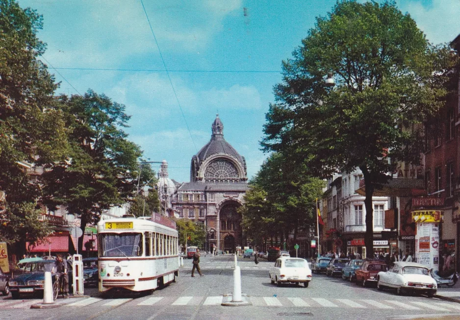 Postcard: Antwerp tram line 3 with railcar 2010 on Avenue Keyzer/De Keyzerlei (1980)