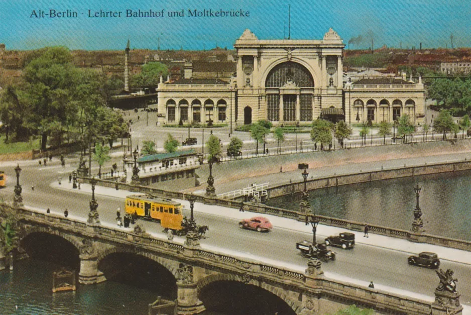 Postcard: Berlin on Moltkebrücke (1929)