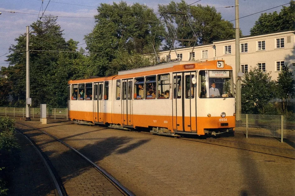 Postcard: Braunschweig tram line 5 with articulated tram 6954 at Weserstr. (1983)