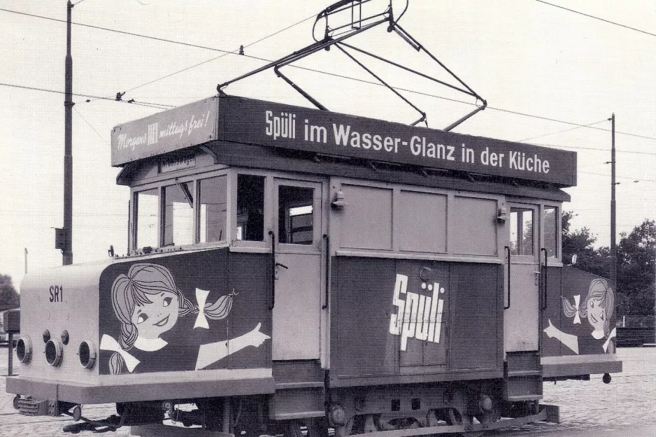 Postcard: Bremen service vehicle SR1 at the depot BSAG - Zentrum (1960)