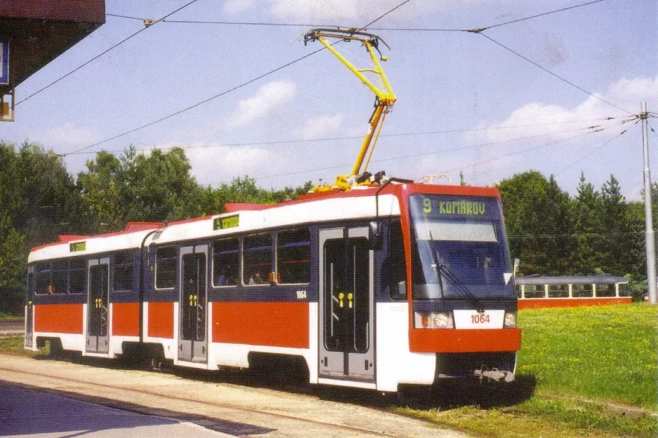 Postcard: Brno tram line 9 with articulated tram 1064 at Lesná, Čertova rokle (1997)