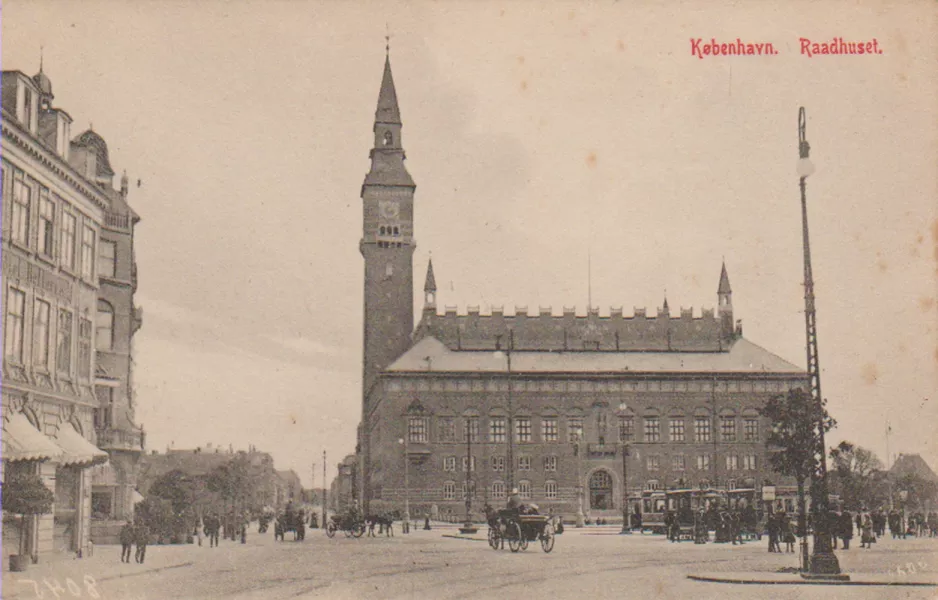 Postcard: Copenhagen on City Hall Square (1917)