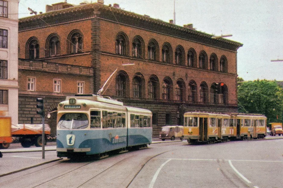 Postcard: Copenhagen tourist line T with articulated tram 802 on Holmens Kanal (1961)