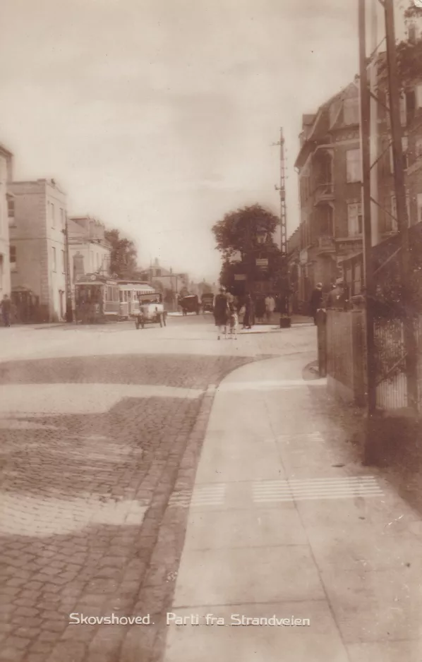 Postcard: Copenhagen tram line 14 in the intersection Strandvejen/Teglgårdsvej (1925)