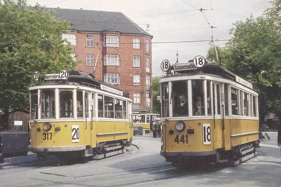 Postcard: Copenhagen tram line 20 with railcar 317 at Toftegårds Plads (1957)