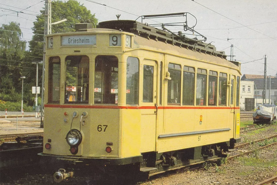 Postcard: Darmstadt railcar 67 at the depot Böllenfalltor (1984)