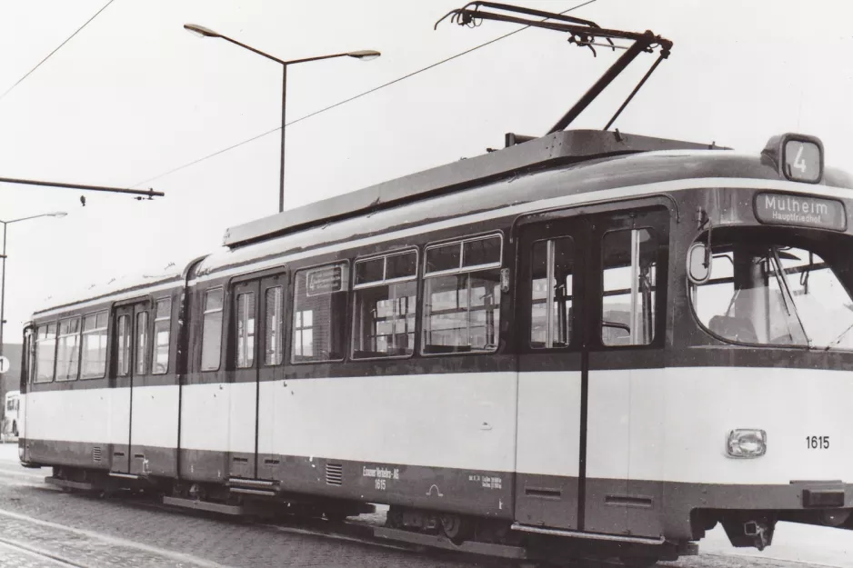 Postcard: Essen articulated tram 1615 at Betriebshof Stadtmitte (1959)