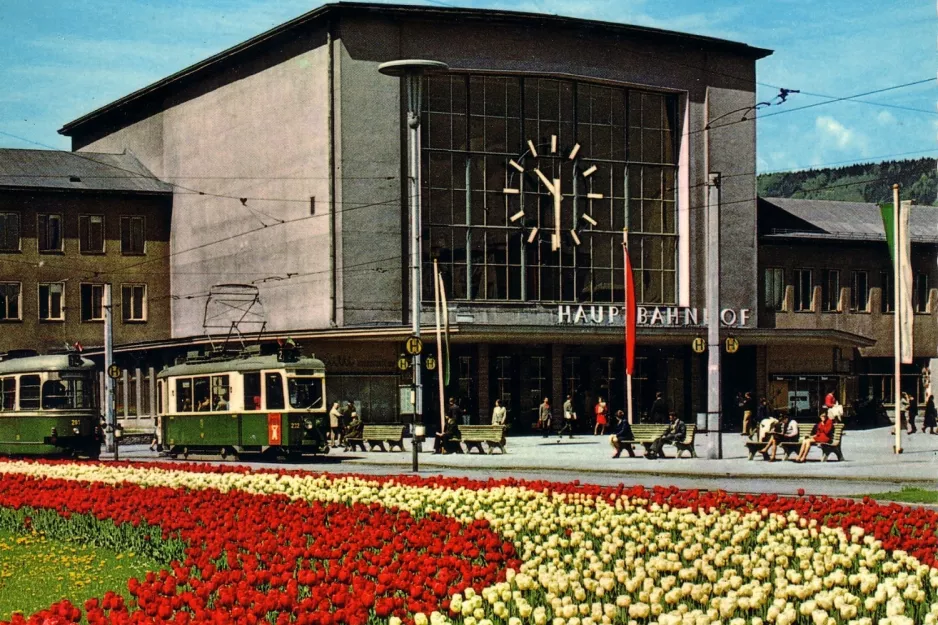 Postcard: Graz extra line 14 with articulated tram 281 at Hauptbahnhof (Europaplatz) (1968)