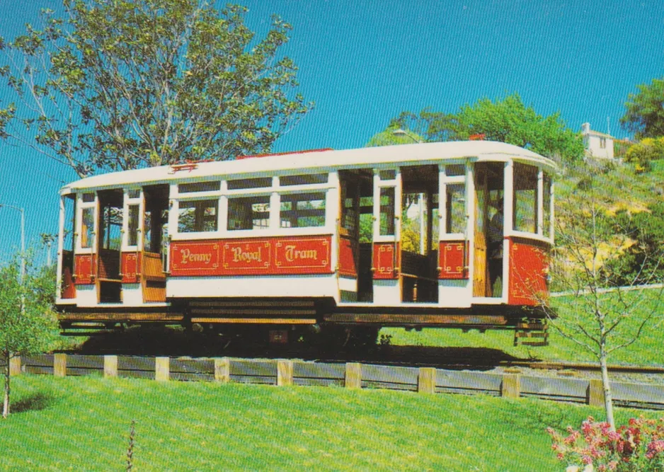 Postcard: Launceston railcar 16 in front of Gunpowder mills (1995)