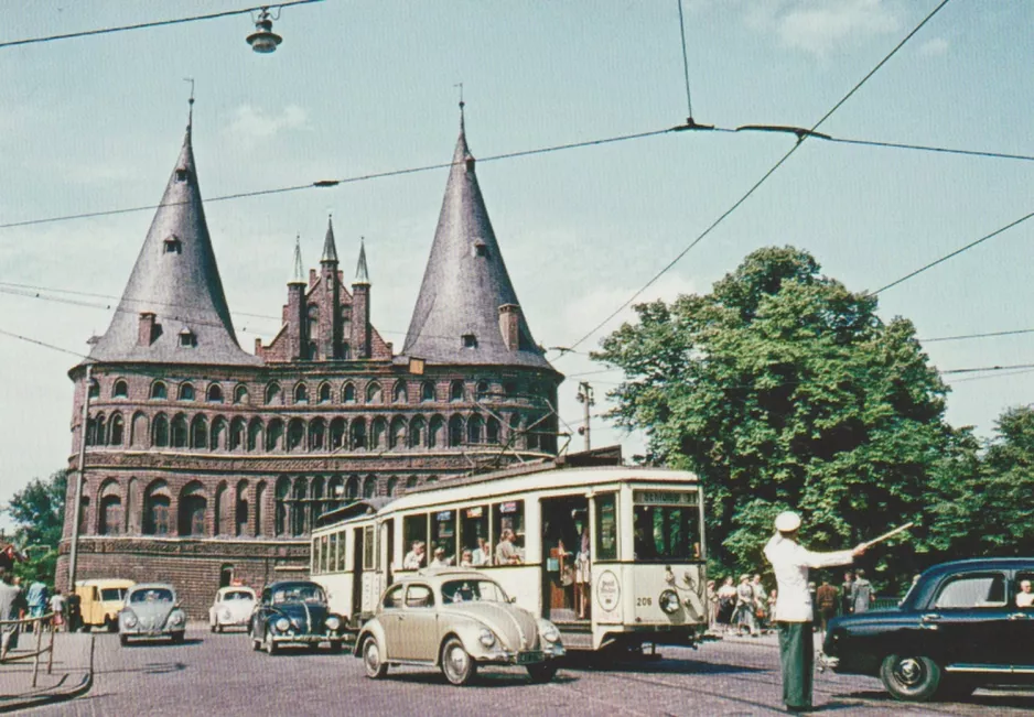 Postcard: Lübeck railcar 206 in front of Holstentor (1954)