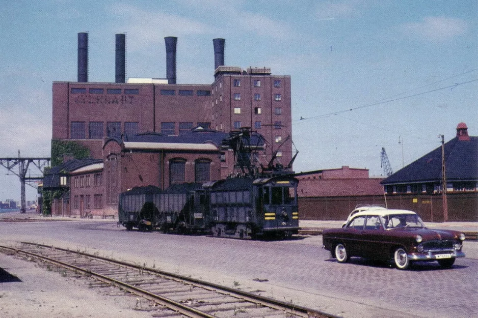 Postcard: Malmö motor freight car Koltåget 106 near Nyhamnen (1959)