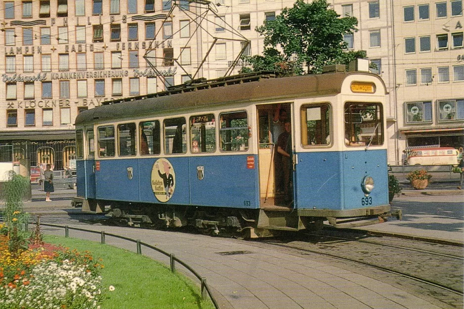 Postcard: Munich railcar 693 on Sendlinger-Tor-Platz (1961)