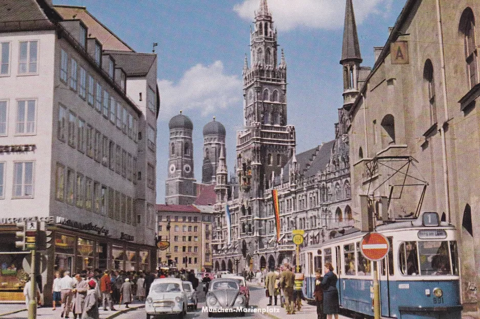 Postcard: Munich tram line 1 with railcar 891 on Marienplatz (1970)