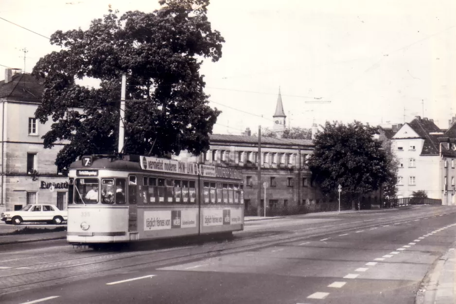 Postcard: Nuremberg tram line 7 with articulated tram 335 on Würzburger Straße (1981)