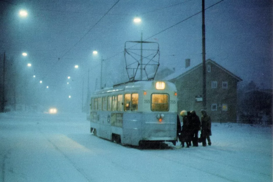 Postcard: Oslo tram line 11 with railcar 205 at Grefsen stasjon (1977)