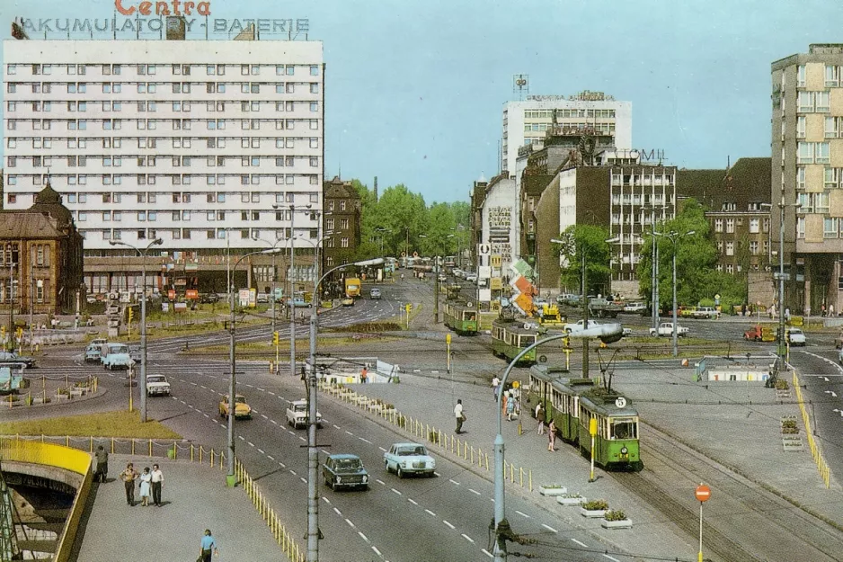 Postcard: Poznań tram line 5 in the intersection Rondo Mikołaja Kopernika (1980)