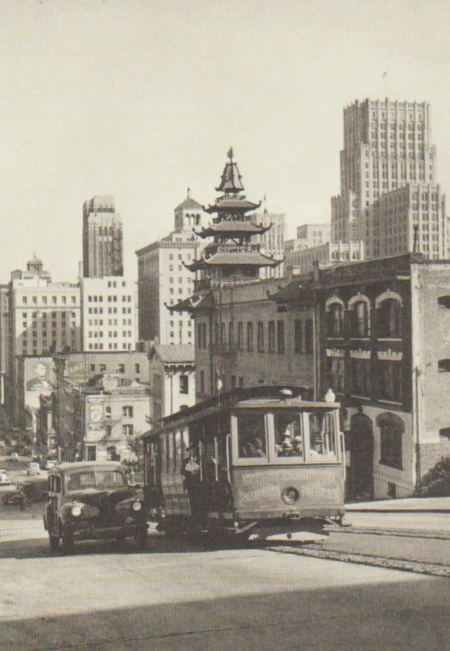 Postcard: San Francisco cable car California  near California & Battery (1930)