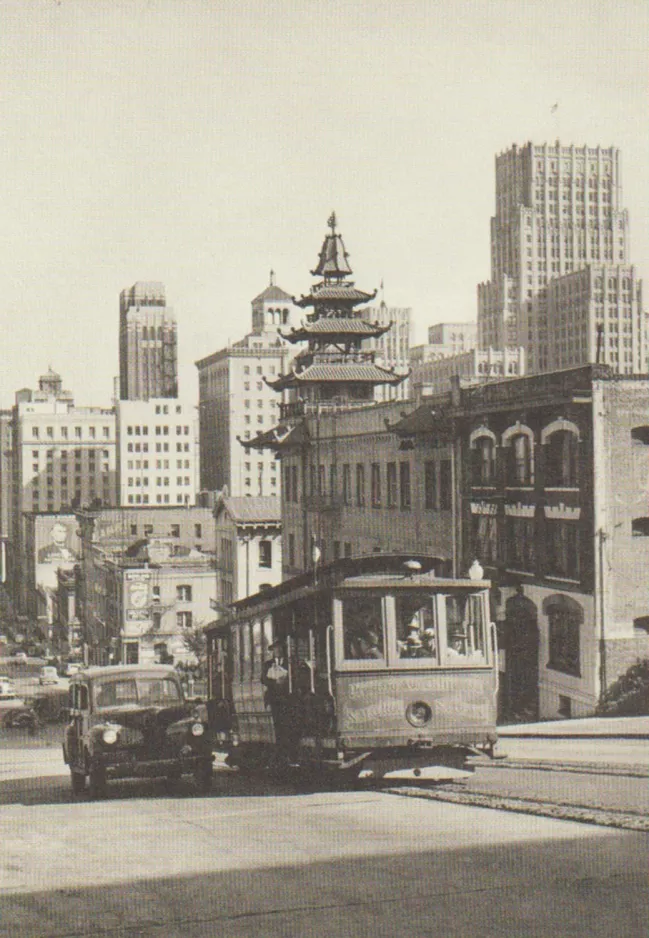 Postcard: San Francisco cable car California on California Street (1930)