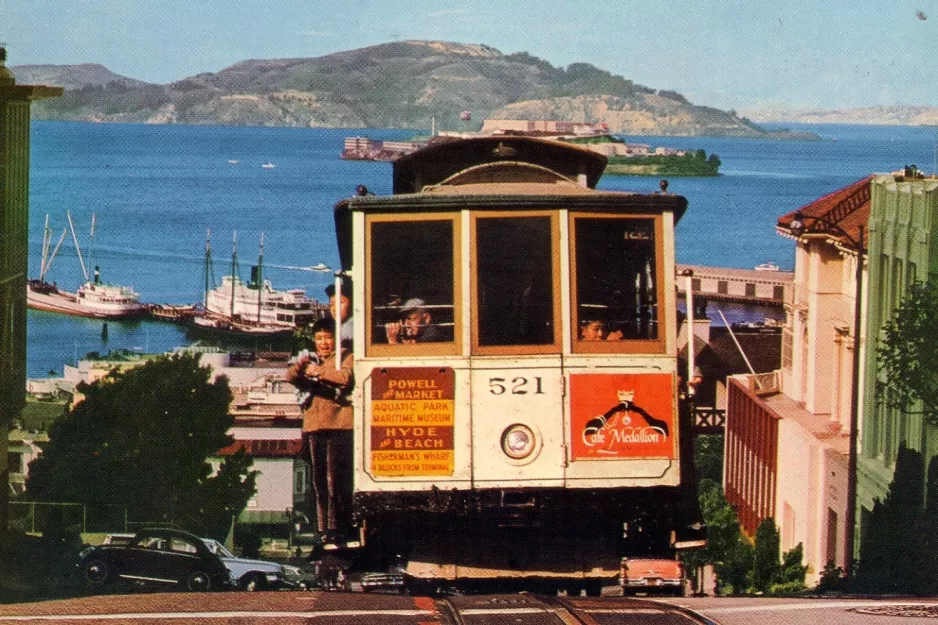 Postcard: San Francisco cable car Powell-Hyde with cable car 521 near Lombard St (1974)