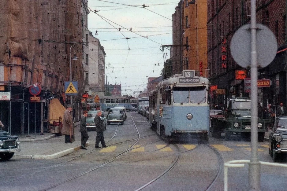 Postcard: Stockholm tram line 13 with railcar 171 in the intersection Drottningholmsvägen/Sankt Eriksgatan (1962)