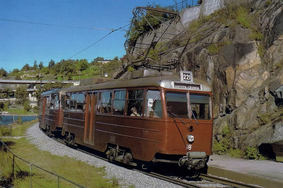 Postcard: Stockholm tram line 21 Lidingöbanan with railcar 18 at Torsvik (1979)