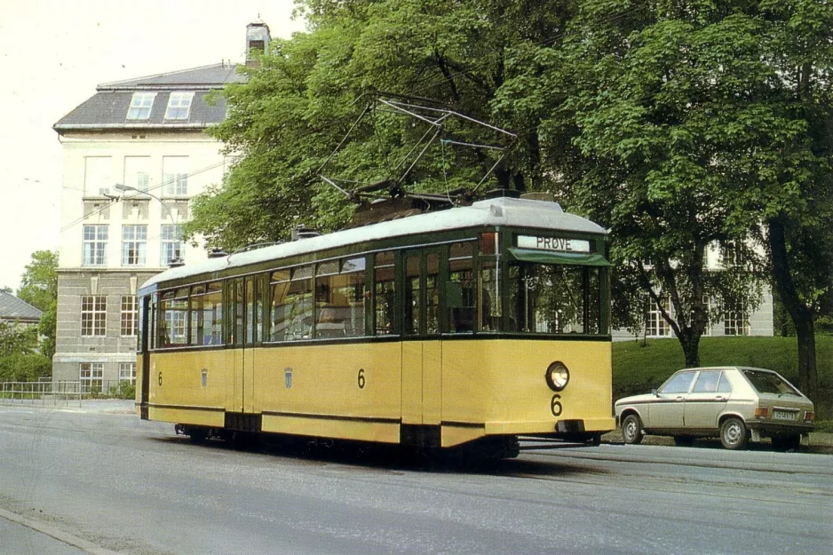 Postcard: Trondheim railcar 6 on Mellomveien (1988)
