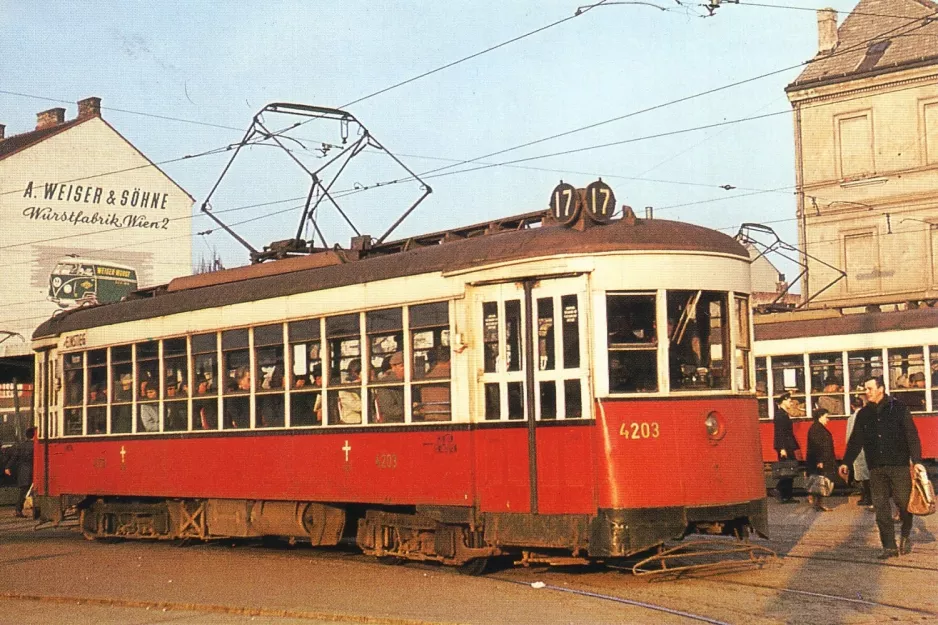 Postcard: Vienna tram line 17 with railcar 4203 at Floridsdorf (1969)