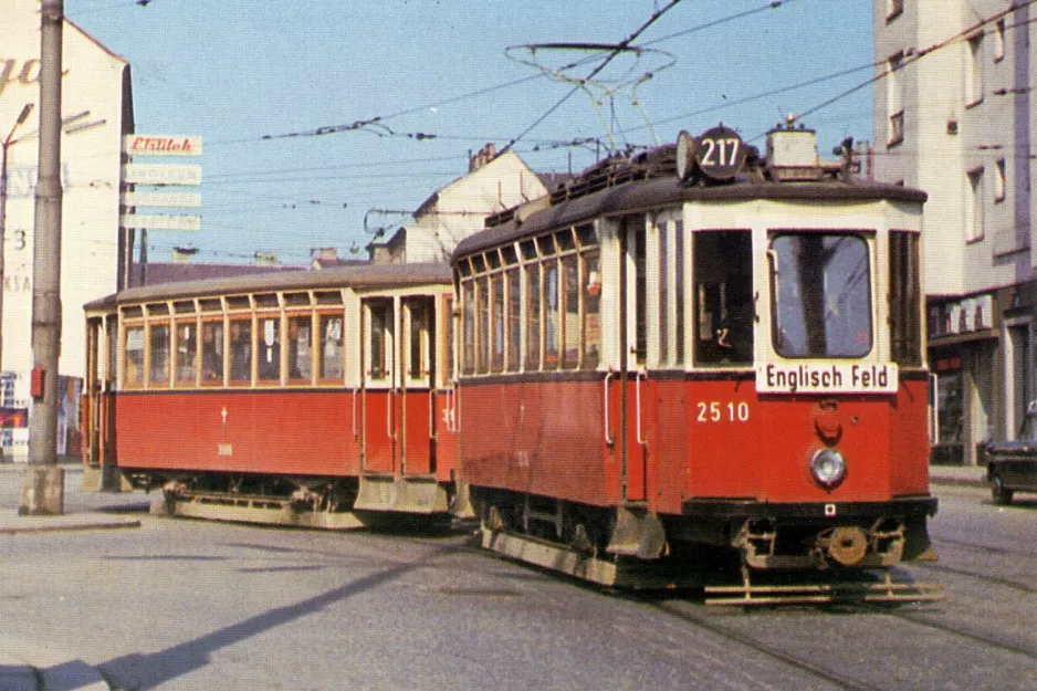 Postcard: Vienna tram line 217 with railcar 2510 near Floridsdorf Bahnhof (1967)