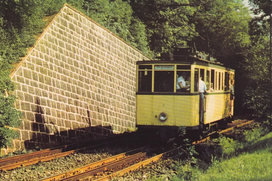 Postcard: Wuppertal funicular Barmer Bergbahn with railcar Barmer Bergbahn 5 near Toelleturm (1958)