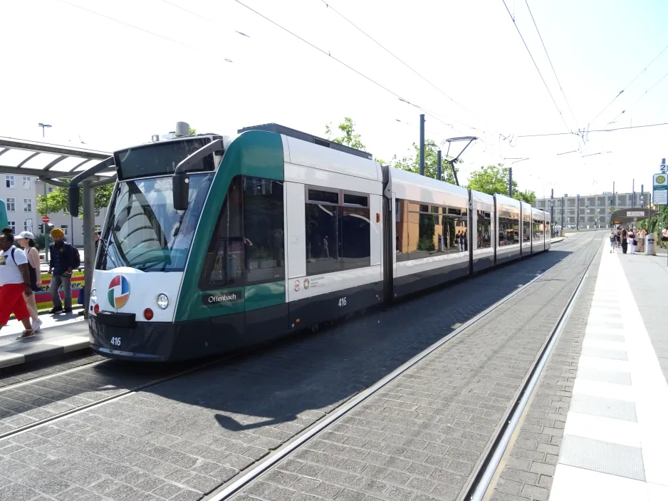 Potsdam tram line 96 with low-floor articulated tram 416 "Offenbach" at S Hauptbahnhof (2024)