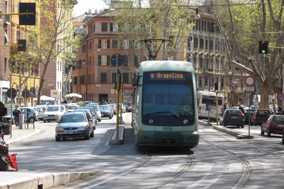 Rome tram line 8 with low-floor articulated tram 9235 on Viale Trastevere (2010)