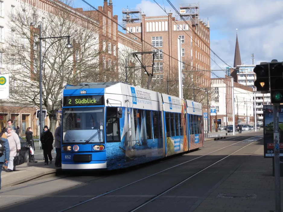 Rostock extra line 2 with low-floor articulated tram 652 at Lange Straße (2015)